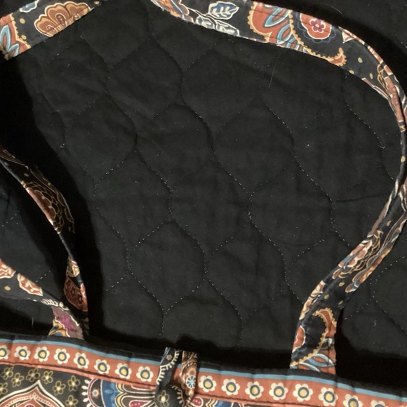 Vera Bradley button closure tote 14” by 13” with 4” depth with 13” strap hang - Picture 4 of 6